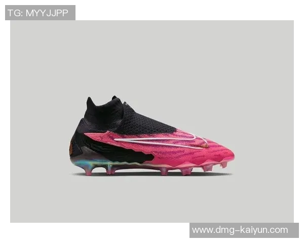 探索NikeAlpha足球鞋的卓越性能与舒适体验助你在赛场上大放异彩